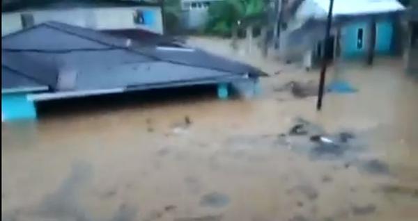 Banjir  Bandang, Ratusan Rumah Terendam
