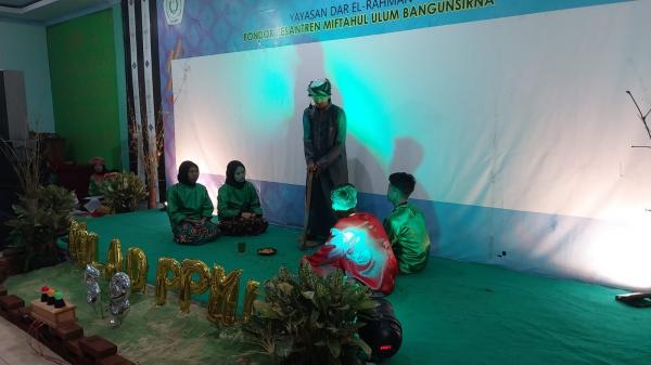 HSN 2022, Santri Ponpes Miftahul Ulum Ciamis Gelar Teaterikal Perjuangan KH Hasyim Asy’ari