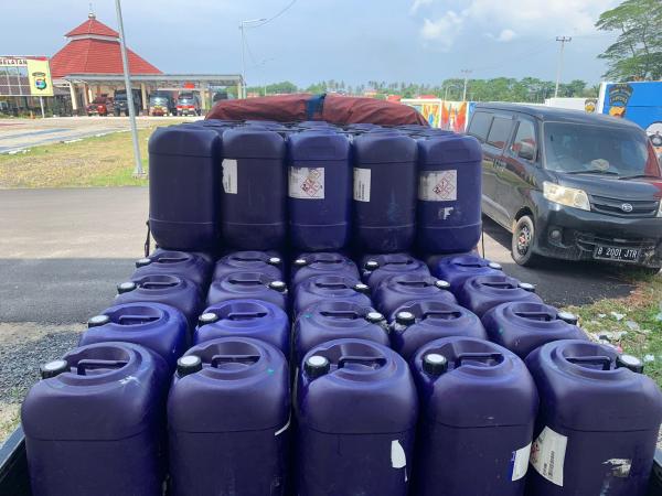 Disalahgunakan, 2.030 Liter Solar Subsidi Nelayan di Lampung Selatan Diamankan Polisi