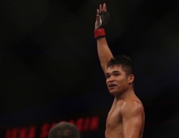 Beringas! Atlet UFC Indonesia, Jeka Saragih Menang KO dan Lolos ke Final Road to UFC.