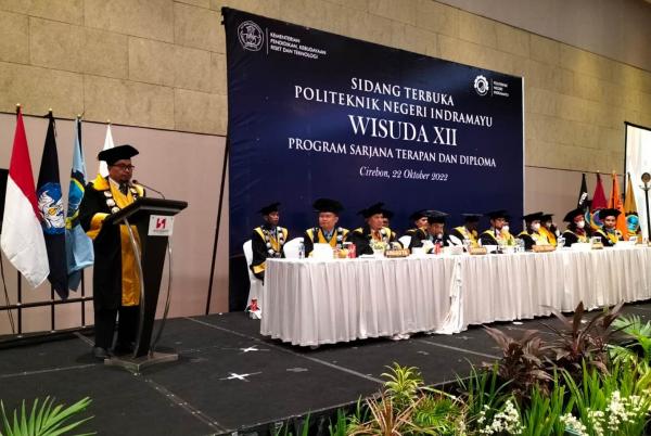 375 mahasiswa Polindra Indramayu Diwisuda, Ini Pesan Direktur