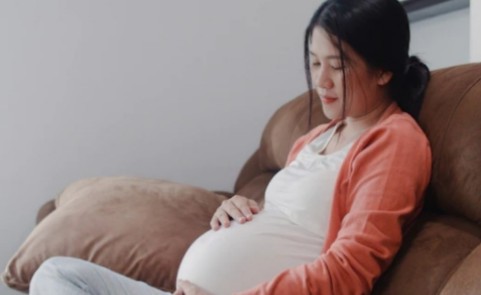 5 Arti Tendangan Janin Selama Kehamilan, Simak Penjelasan Ahli