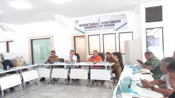 Plt Bupati Bogor Pimpin Pengukuhan dan Pelepasan Kontingen Kabupaten Bogor Ke Porprov Jabar 2022