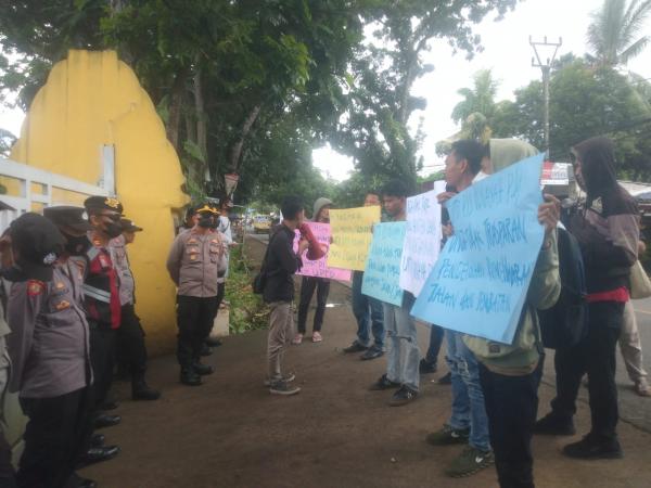 Masyarakat Desak PJ Gubernur, Copot Kepala UPTD Pandeglang PUPR  Banten