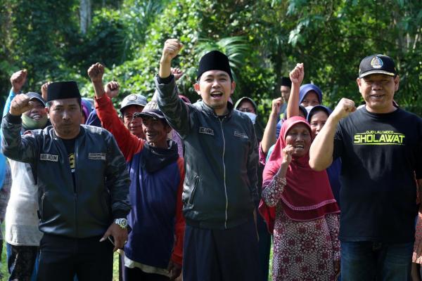 Kontroversi Rocky Gerung, Gus Fawait : Presiden Jokowi Makin Disayang Rakyat