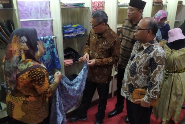 Batik Girilayu Karanganyar Terus Berkembang