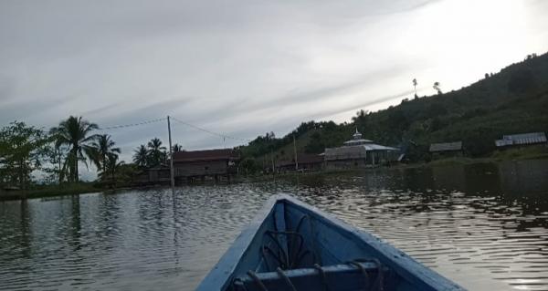 Sungai Barakkang Meluap Dua Dusun di Desa Pasapa Mamuju Tengah Terisolir