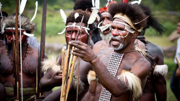 5 Kebiasaan Orang Papua yang Unik Jarang Diketahui Orang