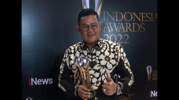 Bersama 3 Menteri, Bupati Bangka Selatan Terima Penghargaan Indonesia Award 2022