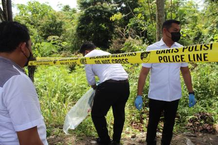 Mayat Bayi Ditemukan Dalam Tas Hitam di Jalan Pekanbaru Bangkinang