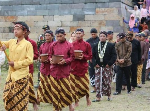 Semarak HUT Temanggung ke 188, Digelar Kirab Budaya Merti Tirta Amertha Bhumi di Dusun Liyangan