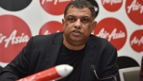 Tony Fernandes Hengkang dari CEO AirAsia, Ada Apa?