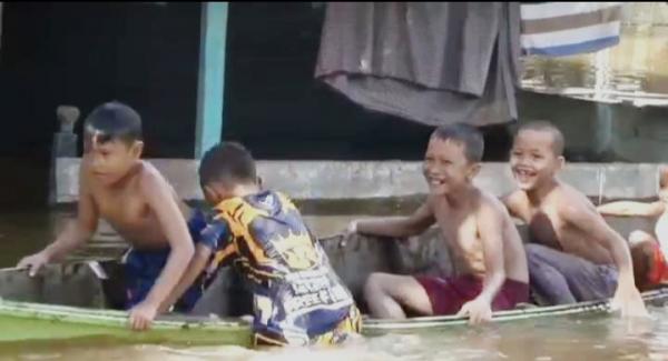 Banjir Rendam Rumah dan Fasilitas Umum di Aceh Singkil
