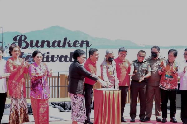 Ratusan Personel Polda Sulut BKO Polresta Manado Kawal Festival Bunaken 2022