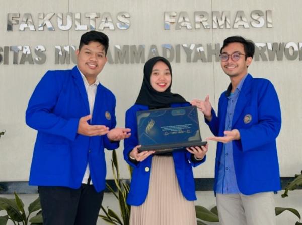 Mahasiswa UMP Bawa Pulang Juara 3 International Pharmacy Short Course 