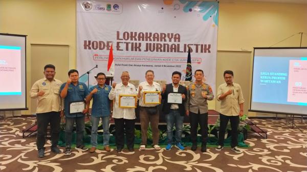 Lokakarya PWI Karawang: Perlindungan Hukum dan Penegakan Kode Etik Jurnalistik