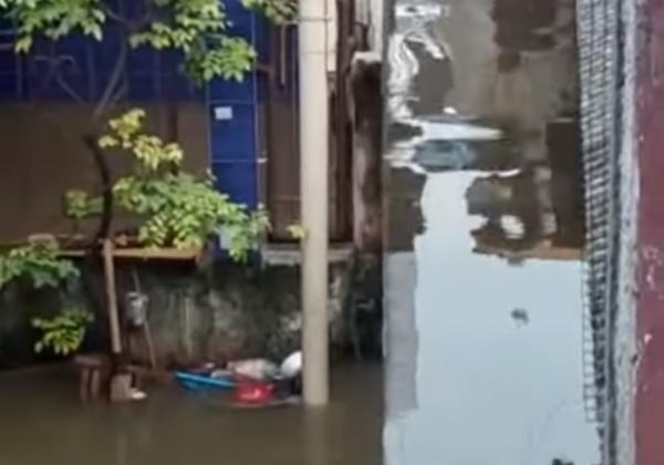 Duh! Jakarta Banjir Lagi, 68 RT di Jaksel 'Tenggelam'