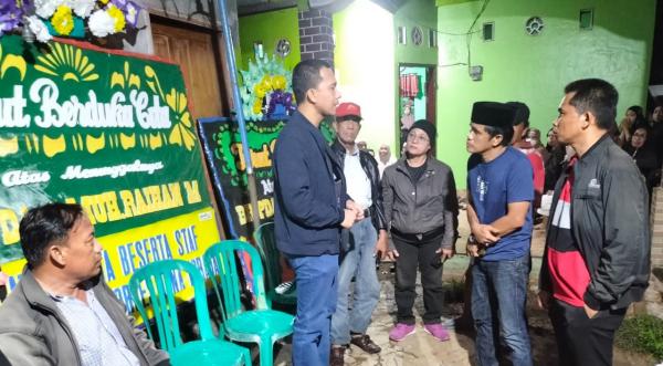 Duka Mendalam, Kapolres Tana Toraja Melayat ke Rumah Duka Bripda Rayhan yang Meninggal saat Bertugas