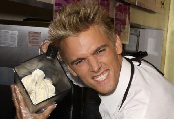 Diduga Jadi Korban Pembunuhan, Aaron Carter Ditemukan Tewas di Rumahnya