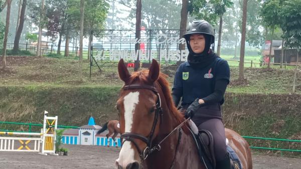 Kisah Haru Dibalik Prestasi Atlet Berkuda Kabupaten Bogor Jovanka Raih Emas di Porprov Jabar 2022
