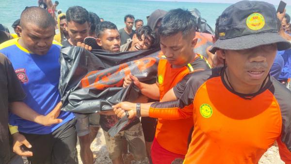Tim SAR Gabungan Temukan Mahasiwa Tewas Tenggelam Saat Pancing Ikan di Pantai Batu Nona