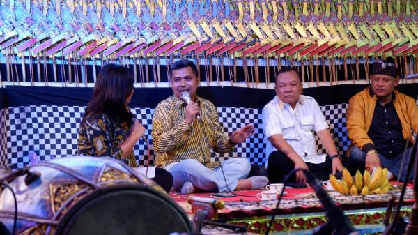 Wakil Ketua DPRD Jateng Ferry Wawan Cahyono Pentaskan Wayang, Sambut Hari Wayang Nasional