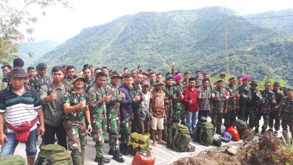 Satgas TMMD ke 115 Selesaikan Rabat Beton di Tana Toraja, Airmata Haru Menetes dari Pelosok Negeri!