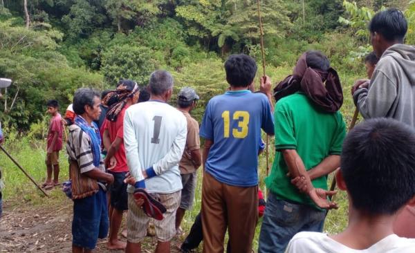 Seorang Ibu Warga Rindingallo, Dikabarkan Hanyut Terbawa Arus Sungai Maiting di Toraja Utara