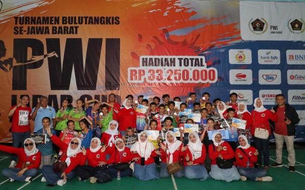 Ketua IKWI Jabar Harap Turnamen Bulutangkis PWI Cup 2022 Lahirkan Bibit Atlet Unggulan