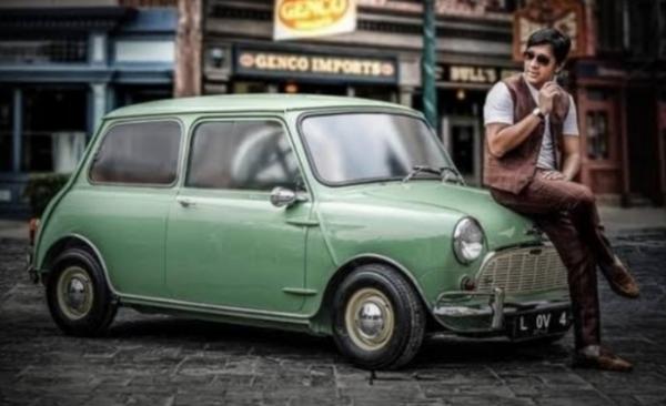 7 Koleksi Mobil Klasik Artis Indonesia, Ada yang seperti di Film Mr Bean
