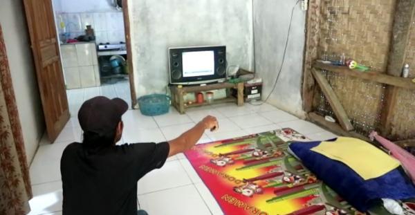 Keberatan TV Analog Disuntik Mati, Warga Pandeglang  Pilih Tidak Pakai TV karena STB Mahal