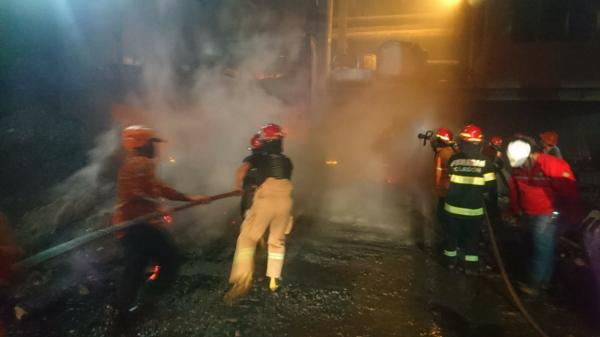 Kebakaran Hebat Landa Pabrik di Cilegon, Damkar Sebut Pihak Perusahaan Tidak Kooperatif