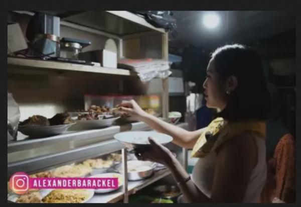 Momen Jessica Iskandar Pertama Kali Makan di Warteg: Harganya Nggak Masuk Akal
