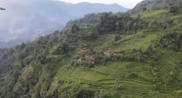 Viral ! Desa Paling Indah di Indonesia Letaknya Terujung di Atas Gunung, Hidup Apa Adanya