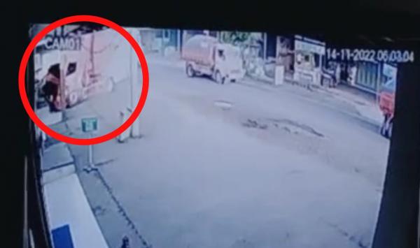 Detik-detik Kecelakaan Truk Tangki Pertamina Tabrak Klinik Kesehatan di Tasikmalaya Terekam CCTV