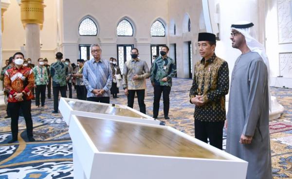 Diresmikan Presiden Jokowi dan Presiden PEA, Masjid Raya Sheikh Zayed di Solo Bakal Dikelola Kemenag