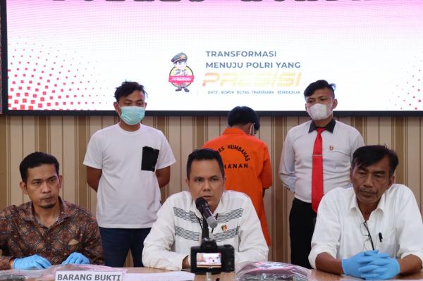 Pria Humbahas yang Bakar dan Mutilasi Istri Dibawa ke Rumah Sakit Jiwa di Medan
