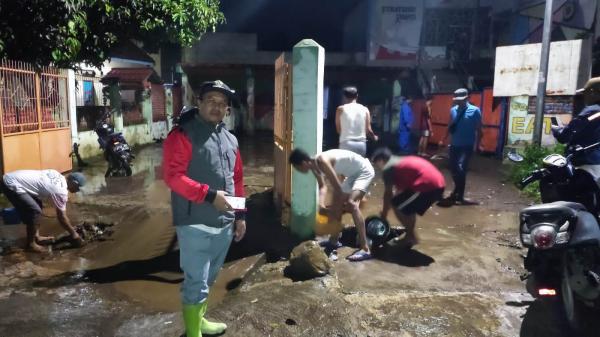 Sungai Cikondang Meluap, 16  Rumah di Wanajaya Garut Terendam Banjir