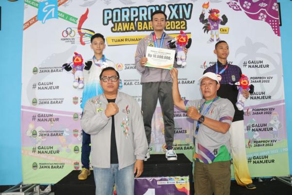 Kuasai Pertandingan, Atlet Wushu Kabupaten Bogor Raih Medali Emas di Porprov Jabar 2022