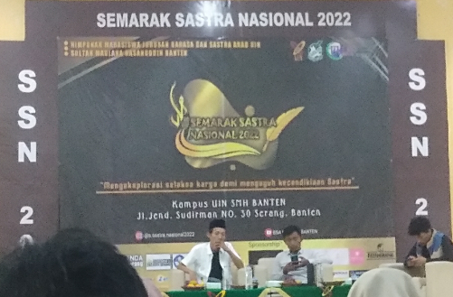 Semarak Sastra Nasional 2022 UIN SMH Banten menghadirkan Usman Arrumy dan Muhammad Rois Rinaldi