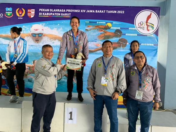 Tim Renang Kabupaten Bogor Tampil PERKASA Sudah Koleksi 15 Medali Emas di Arena Porprov Jabar 2022