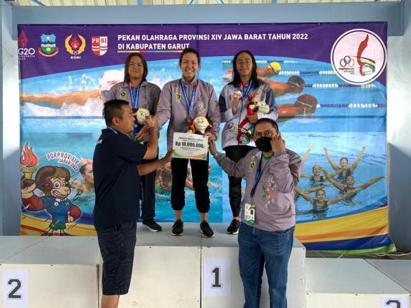 Tim Renang Kabupaten Bogor Lampaui Target Medali Emas di Porprov Jabar 2022