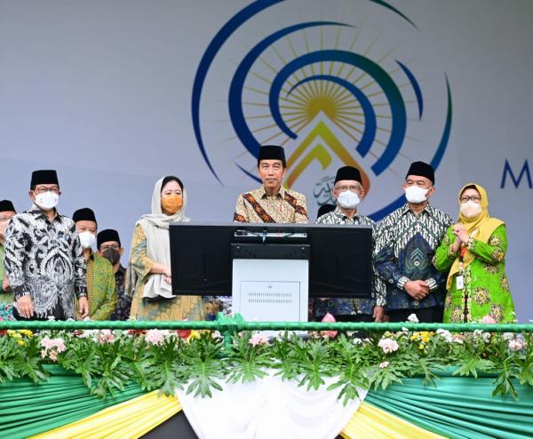 Ketua DPR RI Puan Maharani Dampingi Presiden Joko Widodo Buka Muktamar Muhammadiyah 48