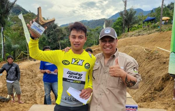 Croser Gasing Group Y2K Raih Juara Umum pada Kejuaraan Open Turnamen Grasstrack Tana Toraja 2022