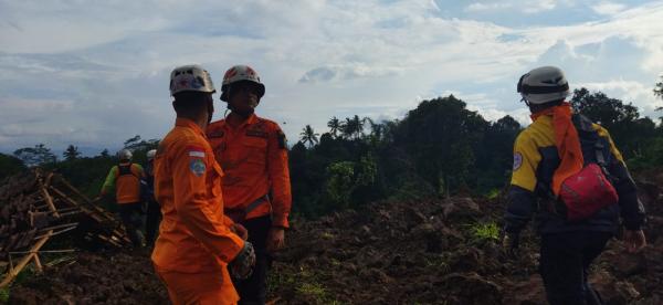 Kantor SAR Bandung Berangkatkan Satu Tim Rescue dan FKP3 ke Lokasi Gempa Cianjur