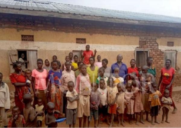 Pria Beristri 12 Tinggal Serumah, Miliki 102 Anak dan 568 Cucu Mirip Lingkungan Sekolah