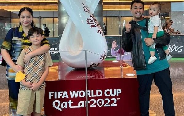 Raffi Ahmad Bersama Seluruh Keluarga Berangkat ke Qatar Nonton Piala Dunia 2022, Netizen Jadi Kepo
