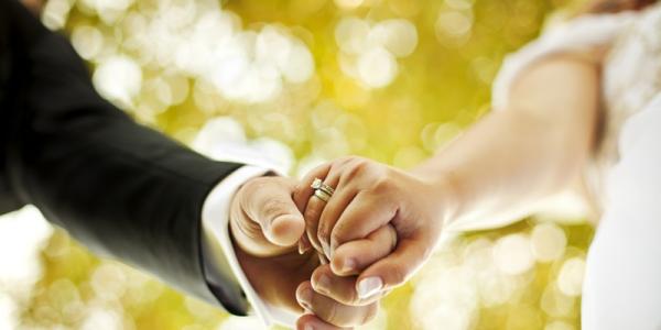 11 Cara Design Undangan Pernikahan Dengan Canva, Gratis dan Mudah!