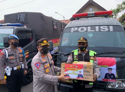 Gempa Cianjur, Polres Cirebon Kota Kirim Bantuan Makanan dan Obat Obatan