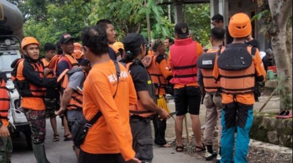 Setelah 3 Hari Hilang Saat Banjir, Seorang Warga Sukoharjo Ditemukan Tim SAR Sudah Tewas